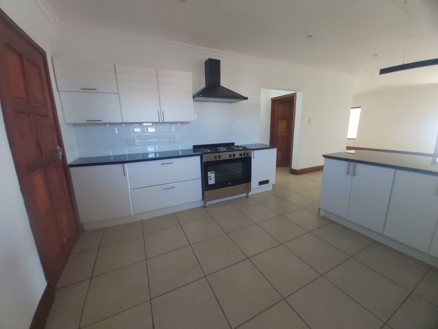 4 Bedroom Property for Sale in Sheffield Beach KwaZulu-Natal