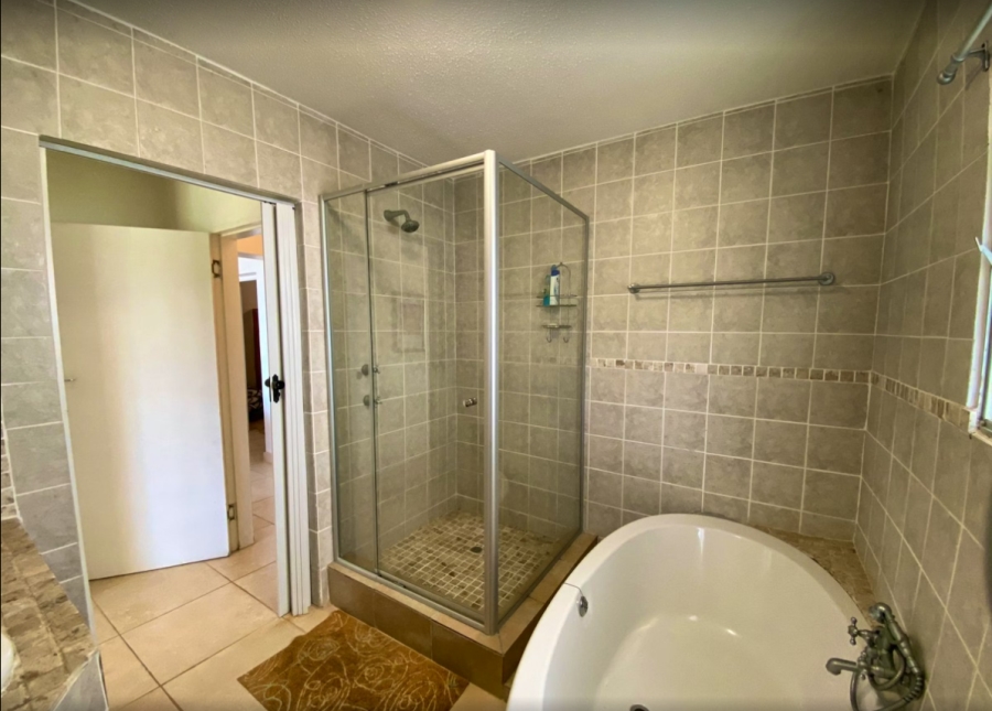 To Let 3 Bedroom Property for Rent in Salt Rock KwaZulu-Natal