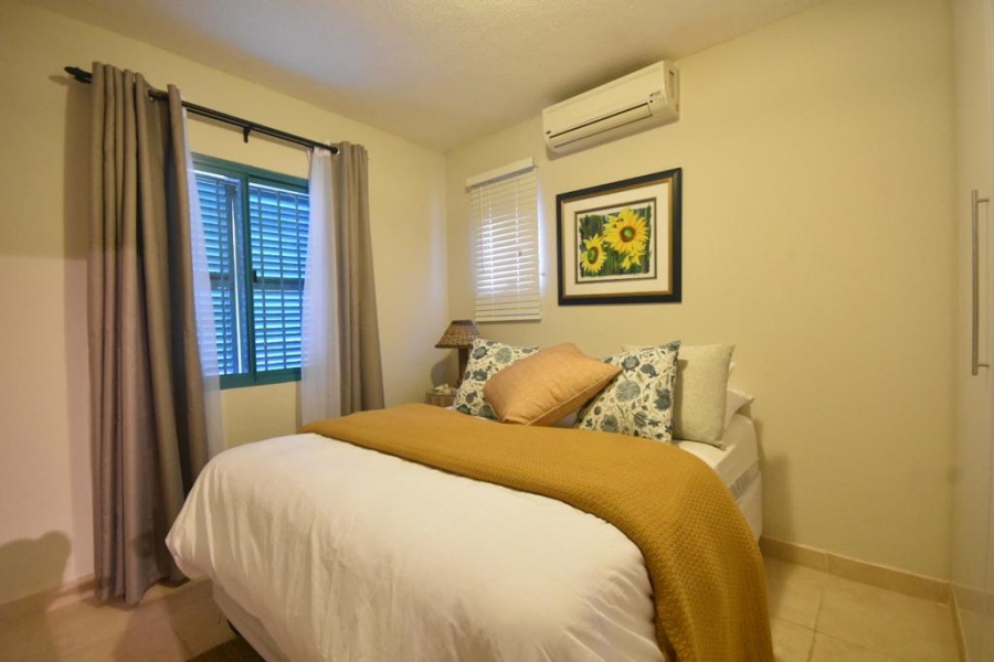 To Let 3 Bedroom Property for Rent in Salt Rock KwaZulu-Natal