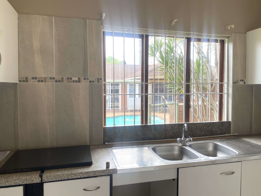 To Let 1 Bedroom Property for Rent in Hayfields KwaZulu-Natal