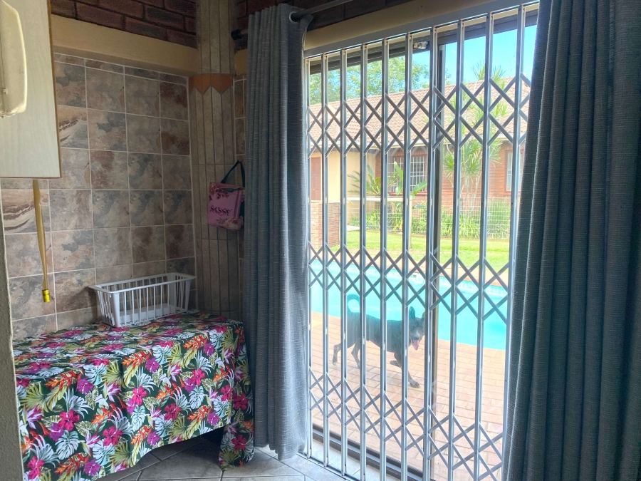 To Let 1 Bedroom Property for Rent in Hayfields KwaZulu-Natal