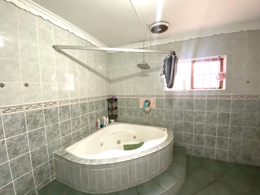 To Let 1 Bedroom Property for Rent in Hayfields KwaZulu-Natal