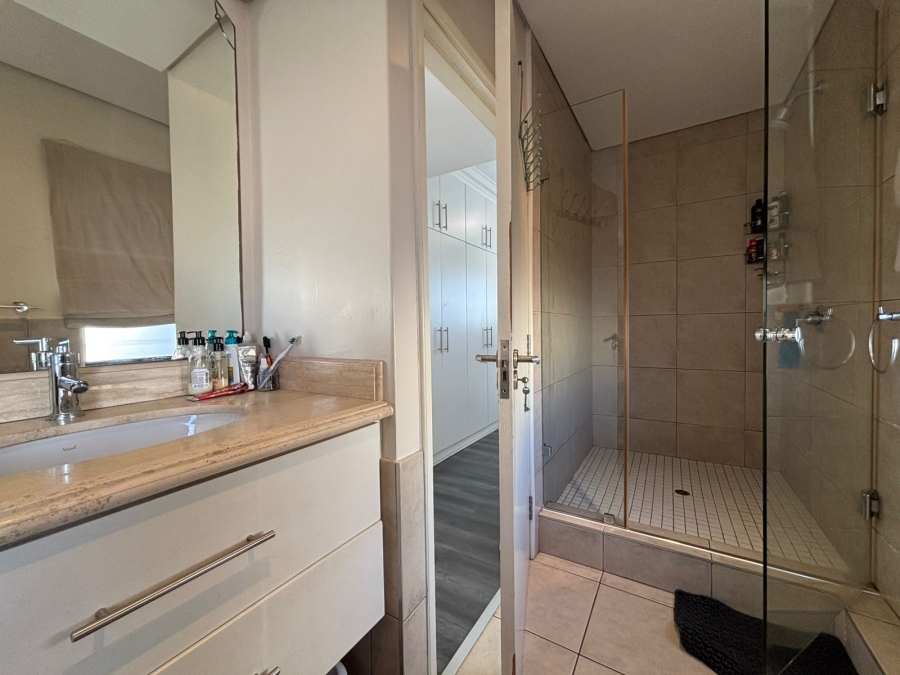 To Let 2 Bedroom Property for Rent in Point Waterfront KwaZulu-Natal