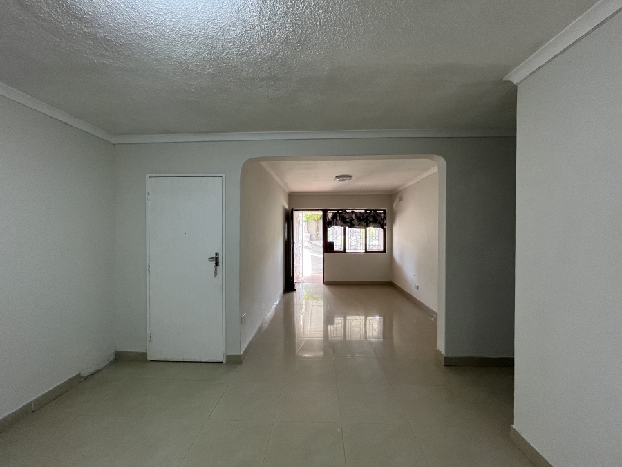 4 Bedroom Property for Sale in Sunford KwaZulu-Natal