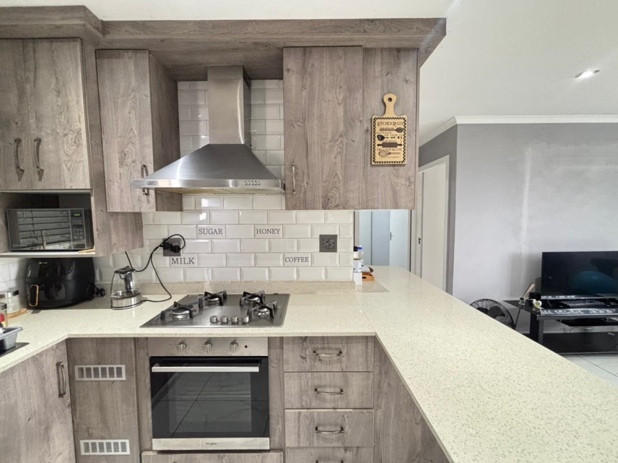 2 Bedroom Property for Sale in Avoca KwaZulu-Natal