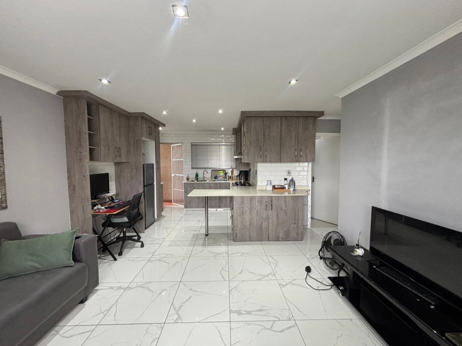 2 Bedroom Property for Sale in Avoca KwaZulu-Natal