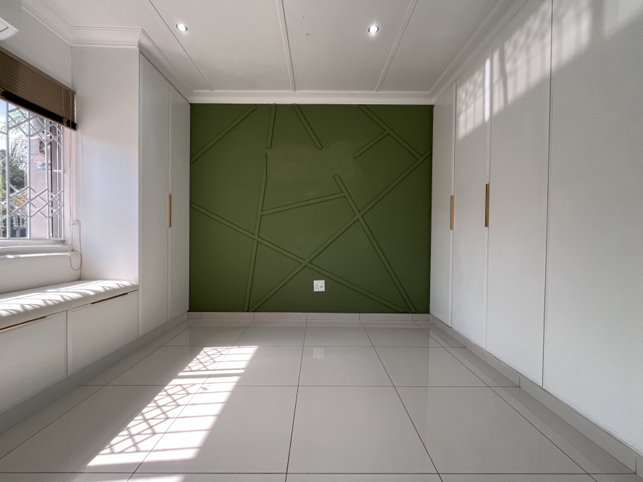 3 Bedroom Property for Sale in Parkgate KwaZulu-Natal