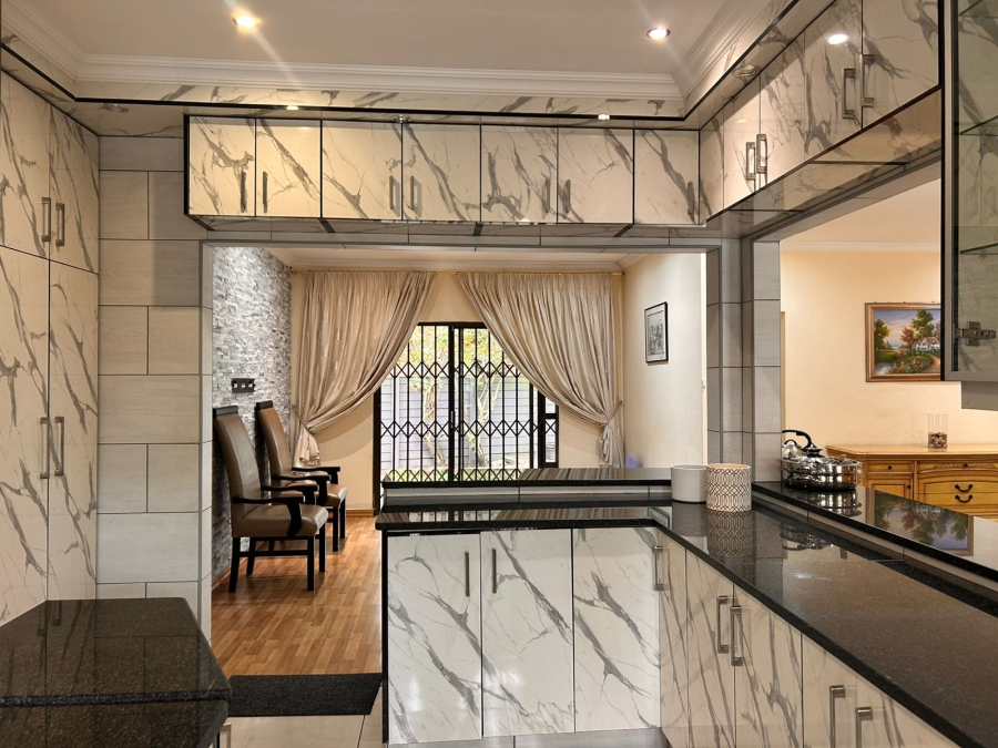 4 Bedroom Property for Sale in Veld En Vlei KwaZulu-Natal