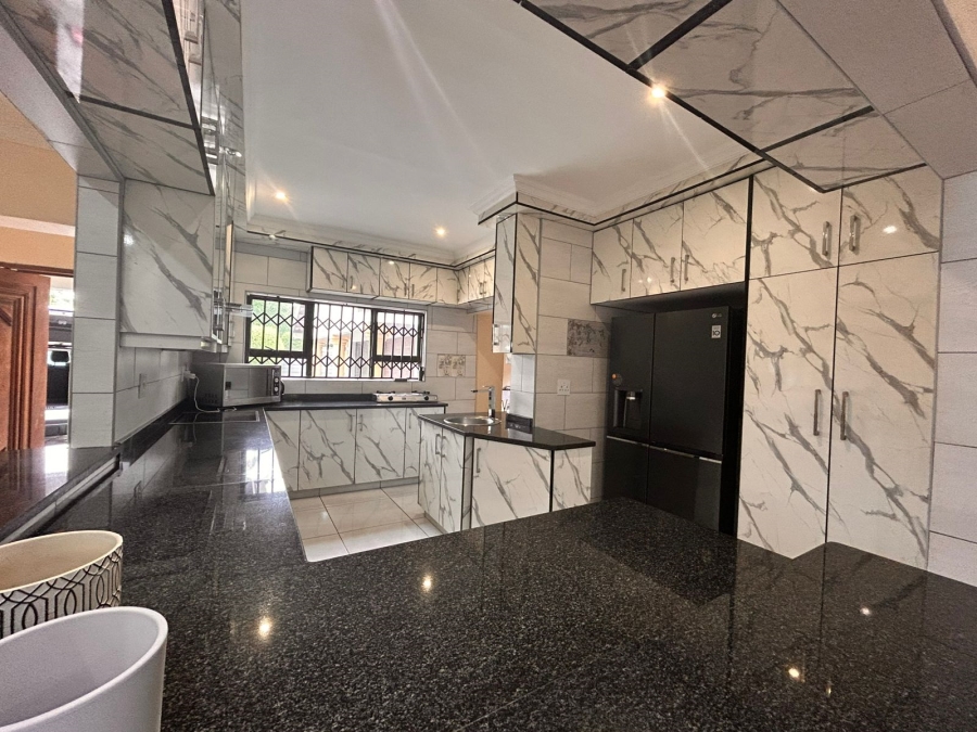 4 Bedroom Property for Sale in Veld En Vlei KwaZulu-Natal