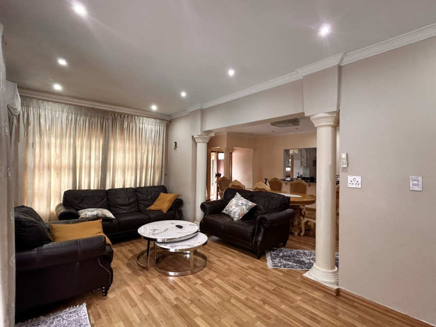 4 Bedroom Property for Sale in Veld En Vlei KwaZulu-Natal