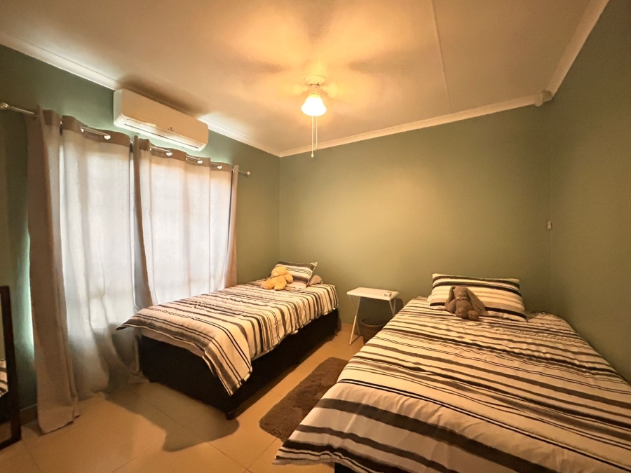 4 Bedroom Property for Sale in Birdswood KwaZulu-Natal