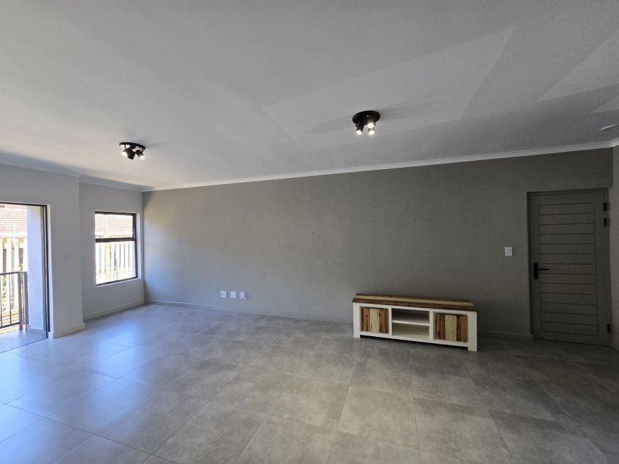 2 Bedroom Property for Sale in Westbrook KwaZulu-Natal