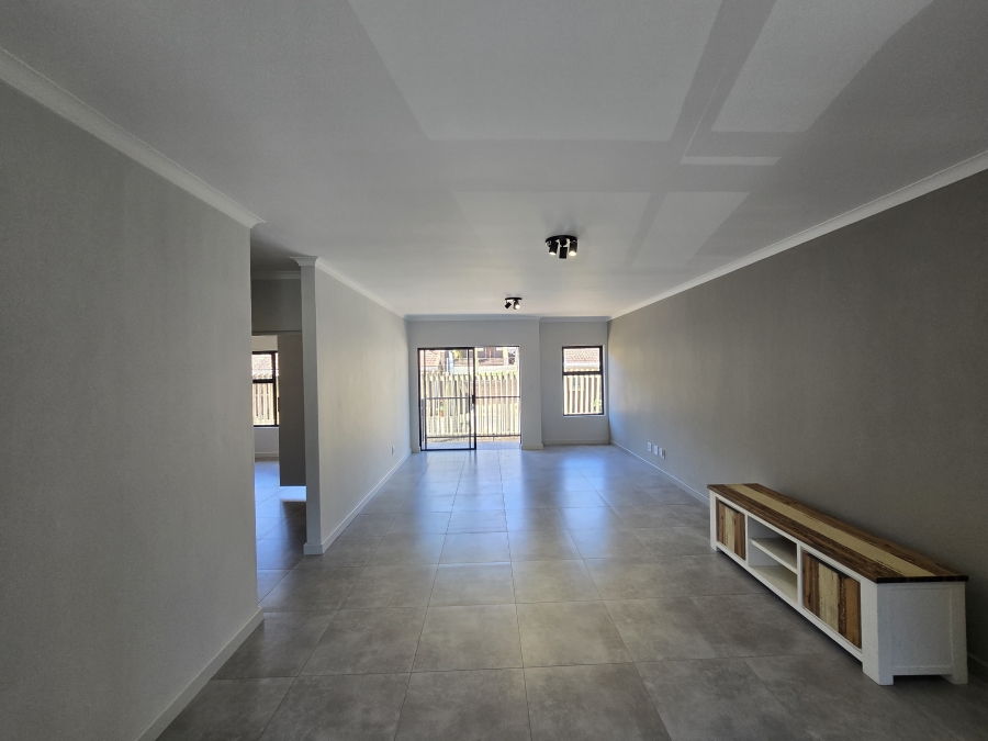 2 Bedroom Property for Sale in Westbrook KwaZulu-Natal