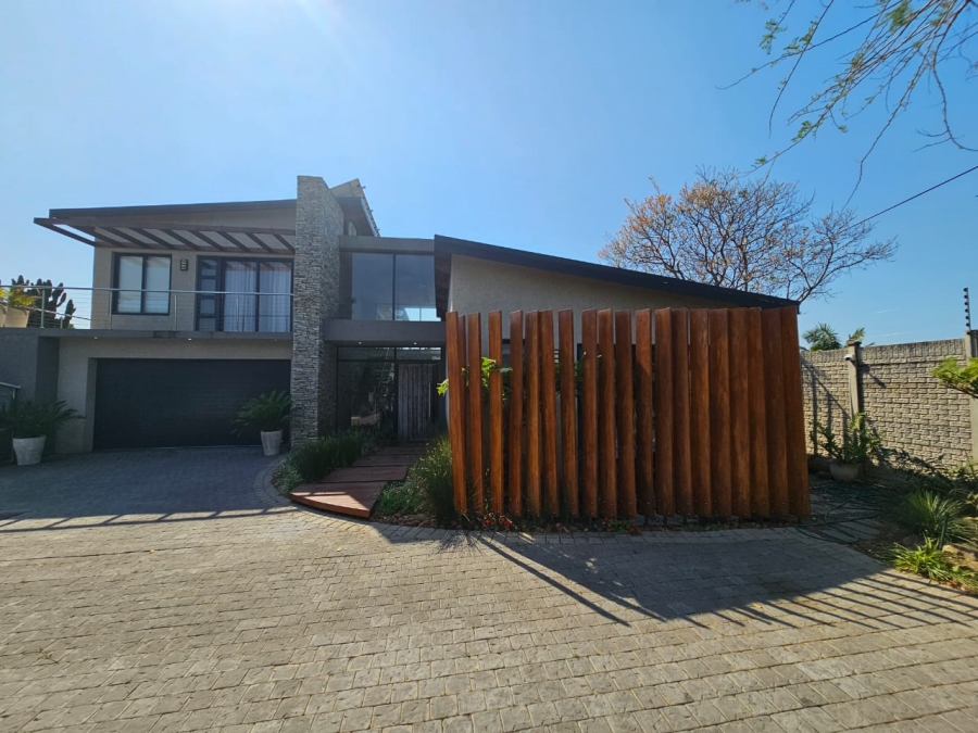 5 Bedroom Property for Sale in Salt Rock KwaZulu-Natal