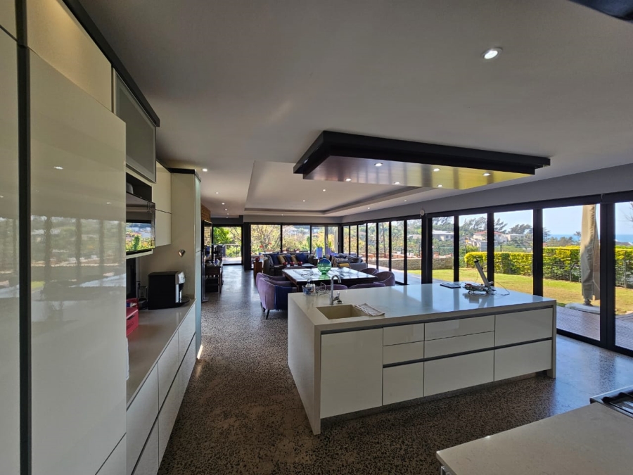 5 Bedroom Property for Sale in Salt Rock KwaZulu-Natal