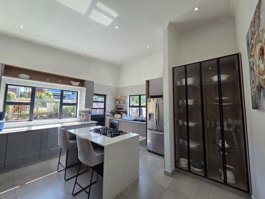 4 Bedroom Property for Sale in Palm Lakes Estate KwaZulu-Natal