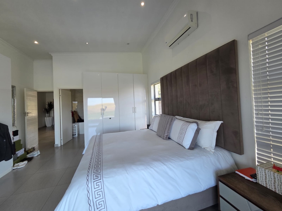 4 Bedroom Property for Sale in Palm Lakes Estate KwaZulu-Natal