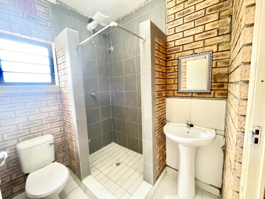 To Let 1 Bedroom Property for Rent in Tongaat KwaZulu-Natal