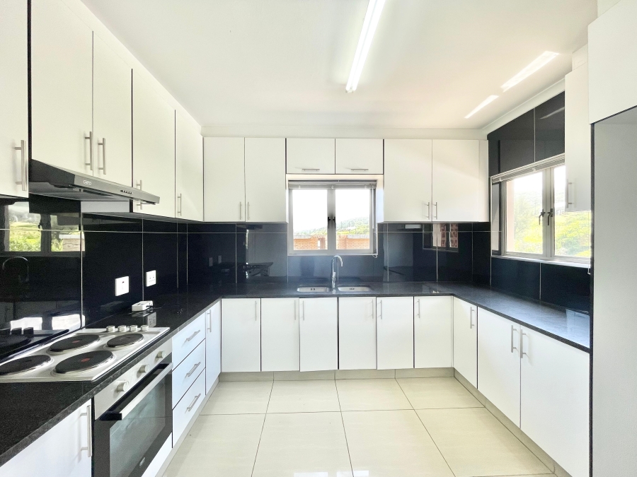 To Let 2 Bedroom Property for Rent in La Mercy KwaZulu-Natal