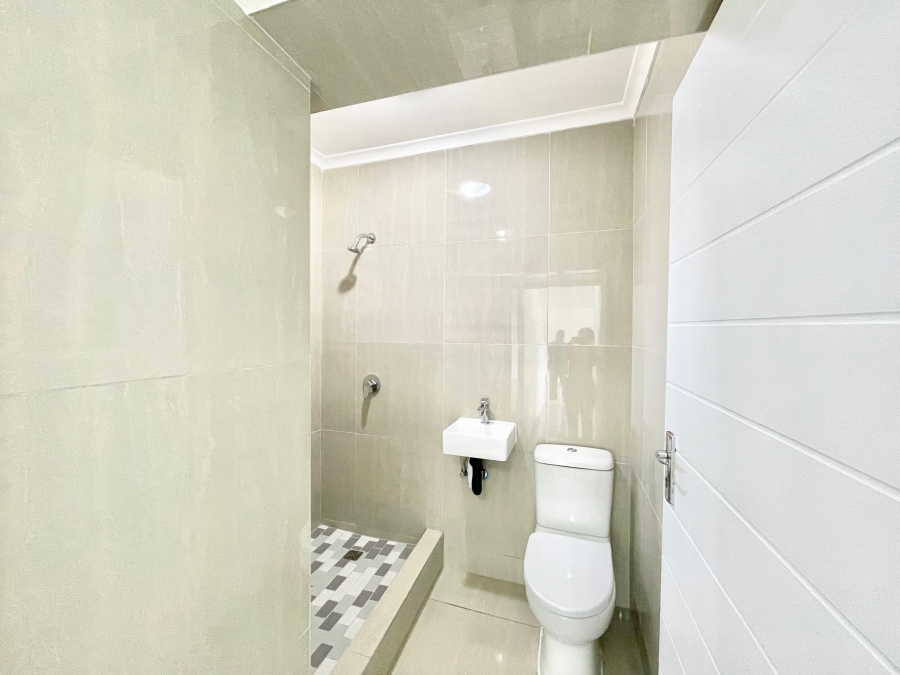 To Let 2 Bedroom Property for Rent in La Mercy KwaZulu-Natal