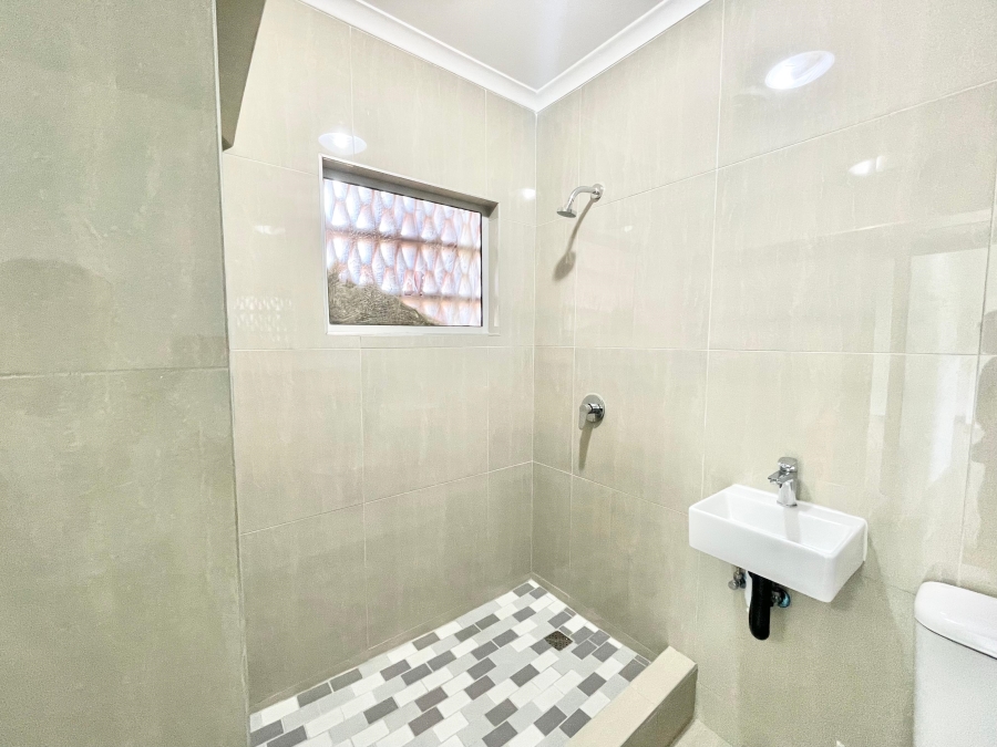 To Let 2 Bedroom Property for Rent in La Mercy KwaZulu-Natal