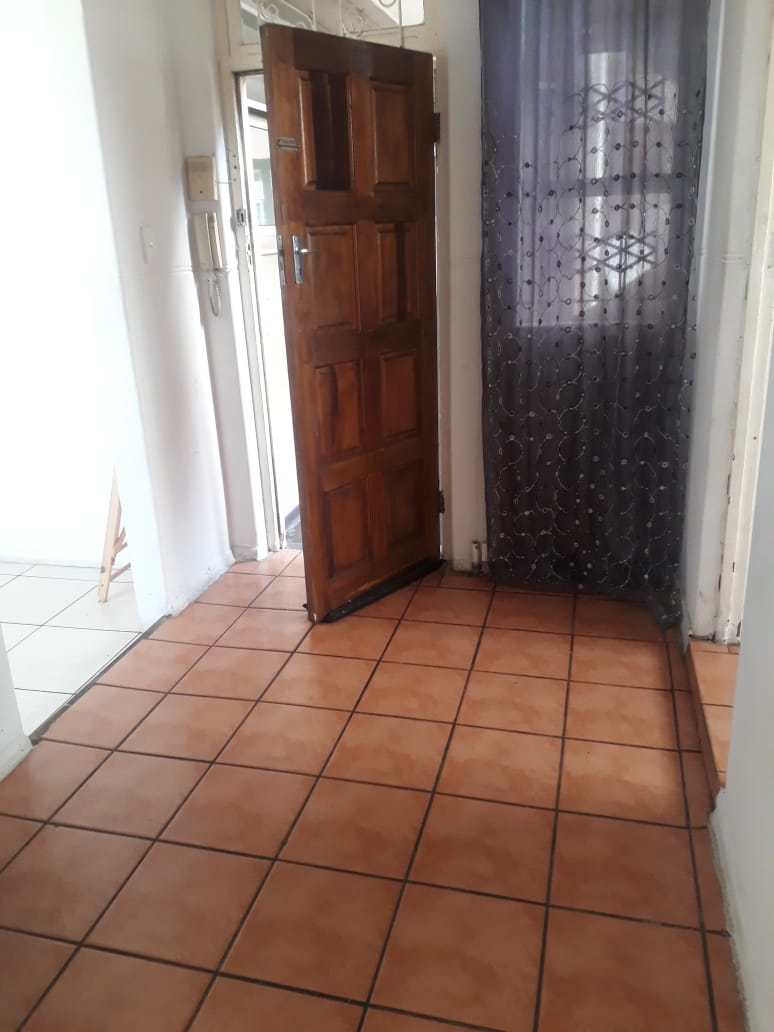 2 Bedroom Property for Sale in Umbilo KwaZulu-Natal