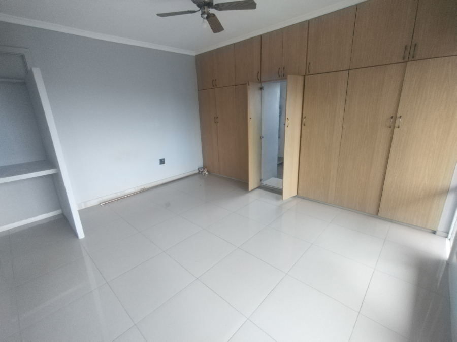 1 Bedroom Property for Sale in Reservoir Hills KwaZulu-Natal