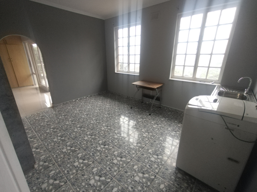 1 Bedroom Property for Sale in Reservoir Hills KwaZulu-Natal