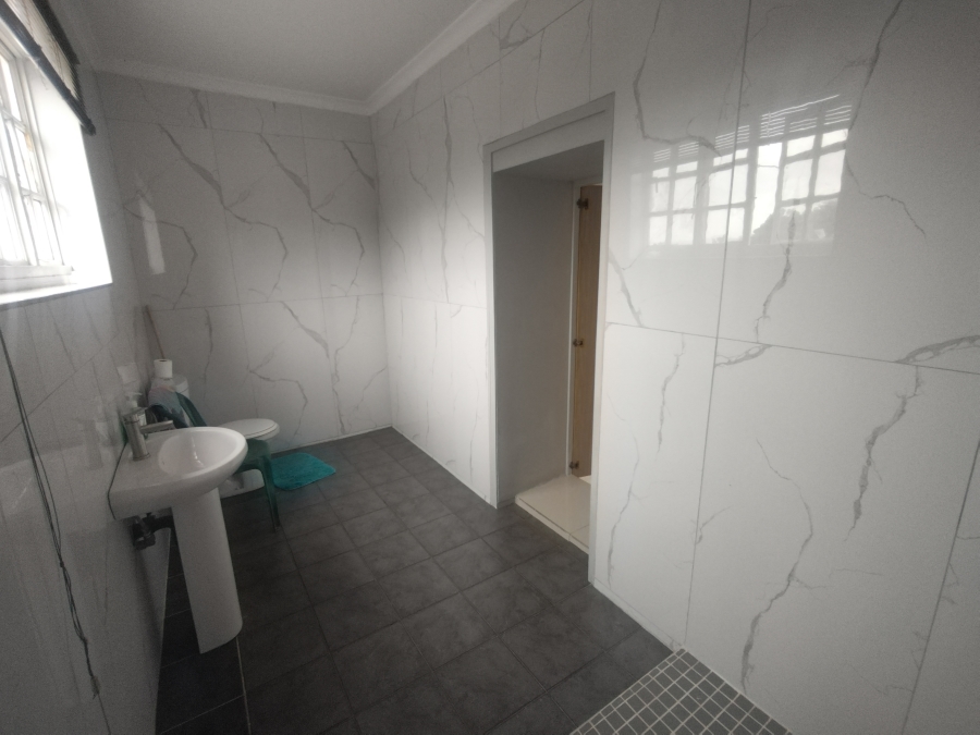 1 Bedroom Property for Sale in Reservoir Hills KwaZulu-Natal