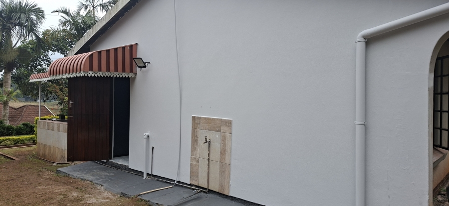 2 Bedroom Property for Sale in Kloof KwaZulu-Natal