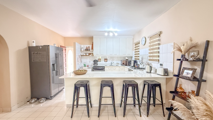 To Let 3 Bedroom Property for Rent in Willard Beach KwaZulu-Natal