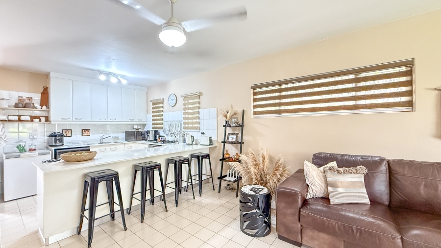 To Let 3 Bedroom Property for Rent in Willard Beach KwaZulu-Natal