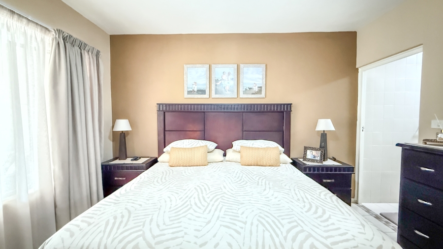 To Let 3 Bedroom Property for Rent in Willard Beach KwaZulu-Natal