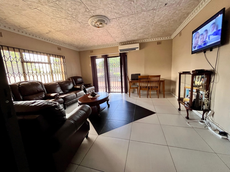 4 Bedroom Property for Sale in Ulundi KwaZulu-Natal