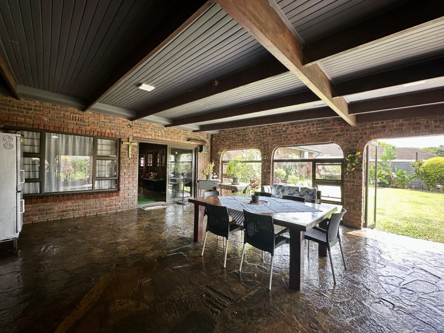 4 Bedroom Property for Sale in Meer En See KwaZulu-Natal