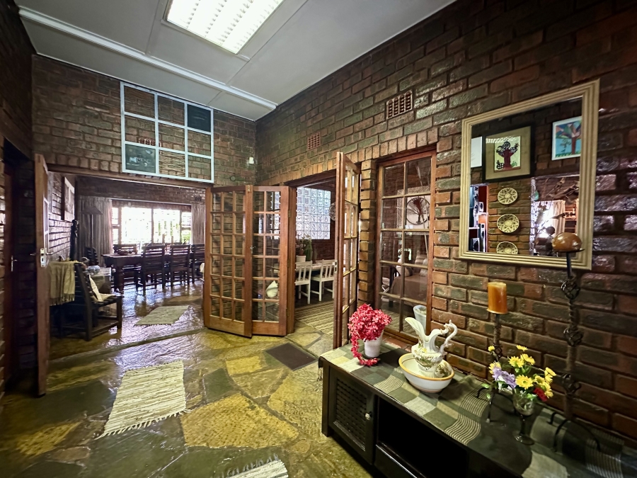 4 Bedroom Property for Sale in Meer En See KwaZulu-Natal
