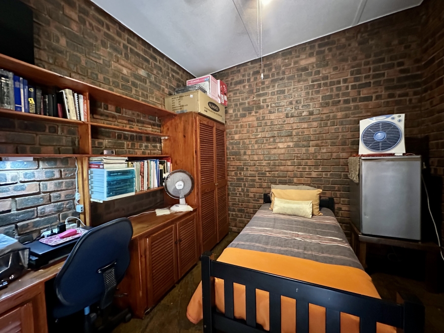 4 Bedroom Property for Sale in Meer En See KwaZulu-Natal