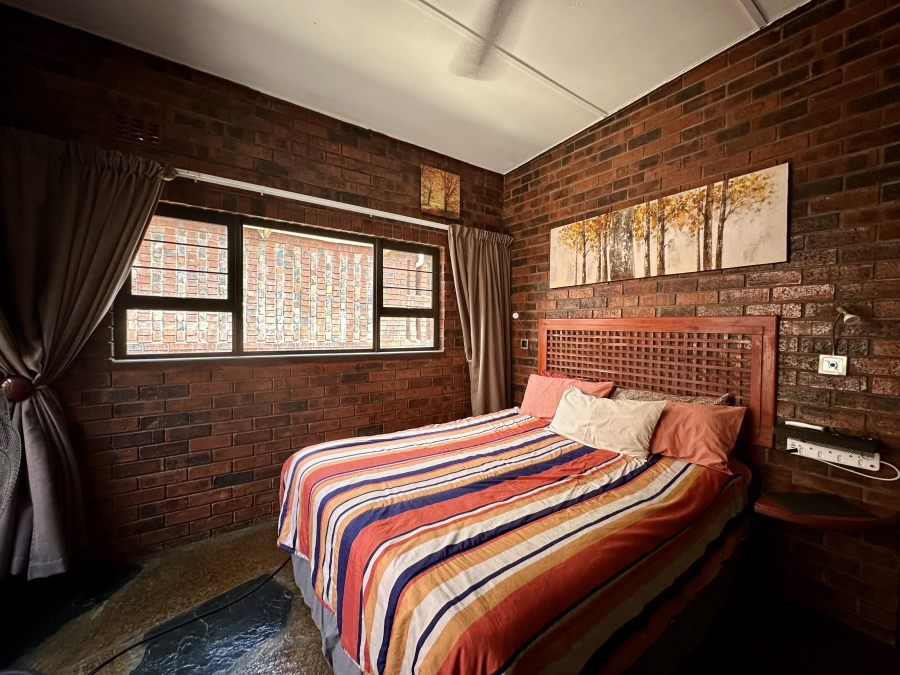 4 Bedroom Property for Sale in Meer En See KwaZulu-Natal