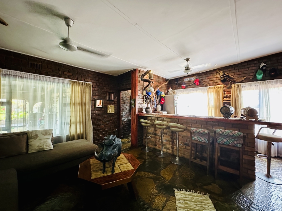 4 Bedroom Property for Sale in Meer En See KwaZulu-Natal