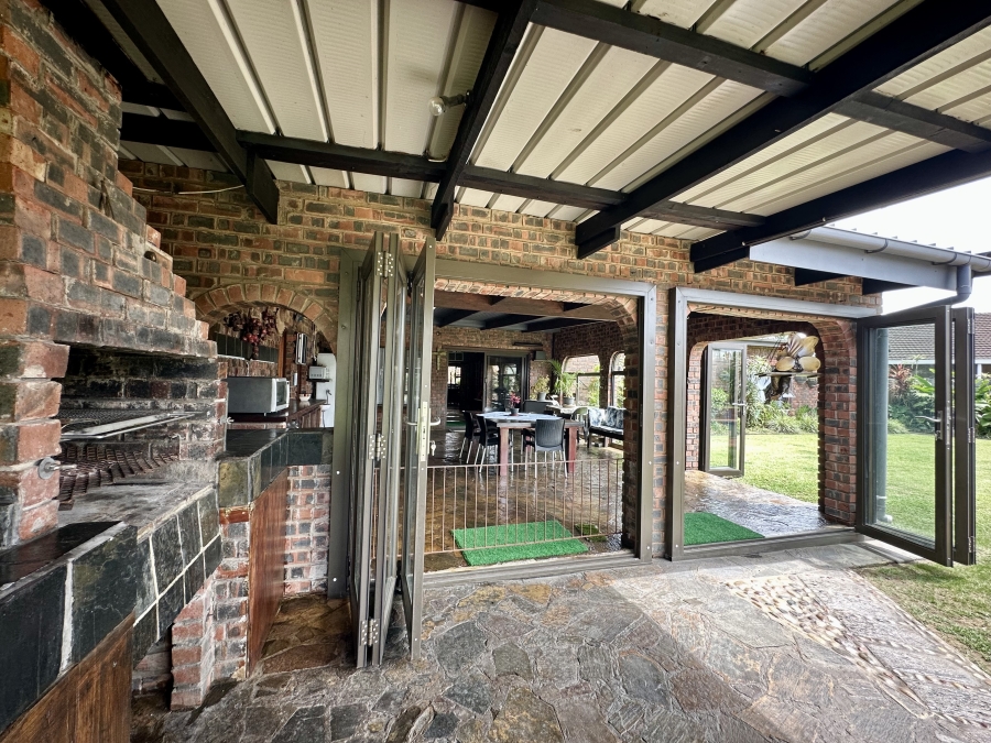 4 Bedroom Property for Sale in Meer En See KwaZulu-Natal
