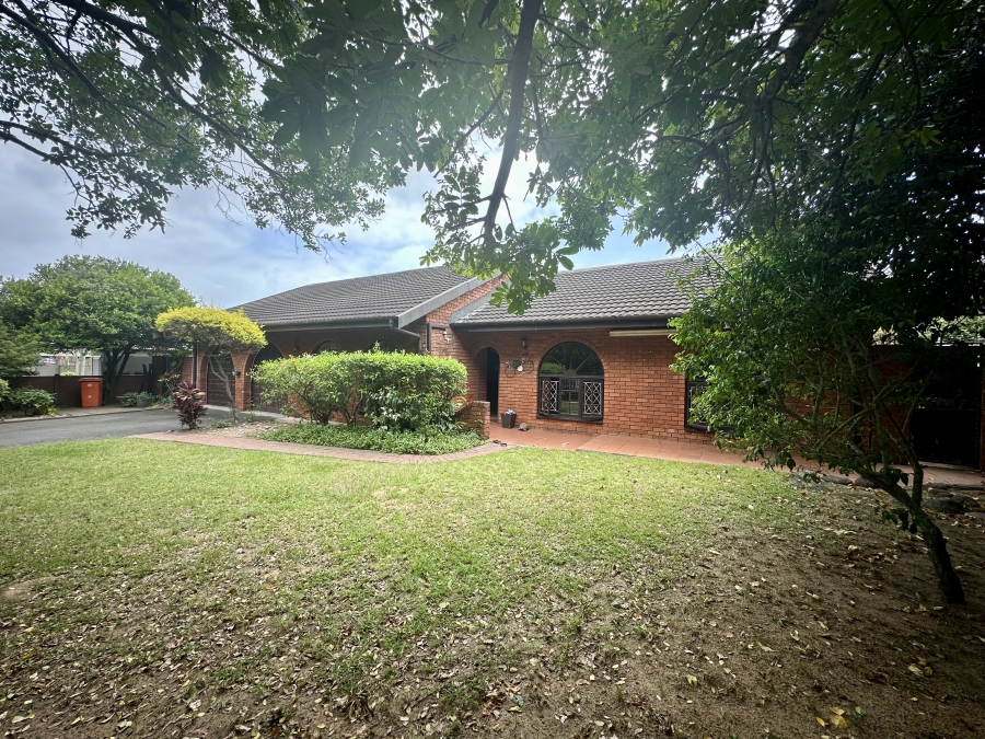 To Let 4 Bedroom Property for Rent in Meer En See KwaZulu-Natal