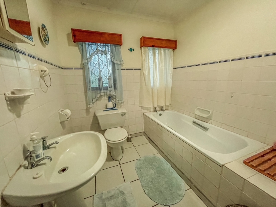 5 Bedroom Property for Sale in Mtunzini KwaZulu-Natal