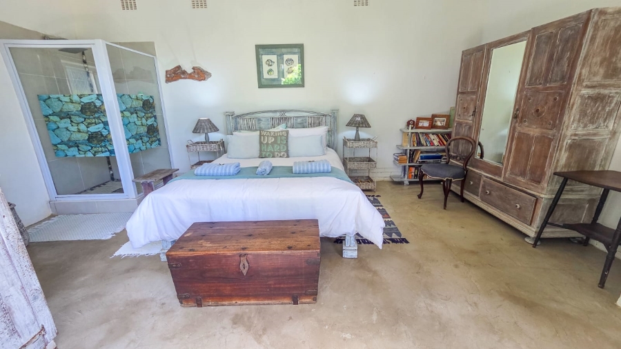 5 Bedroom Property for Sale in Southport KwaZulu-Natal