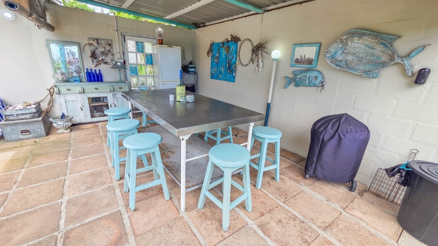 5 Bedroom Property for Sale in Southport KwaZulu-Natal