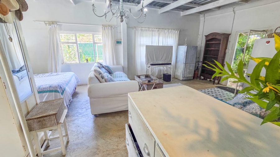 5 Bedroom Property for Sale in Southport KwaZulu-Natal