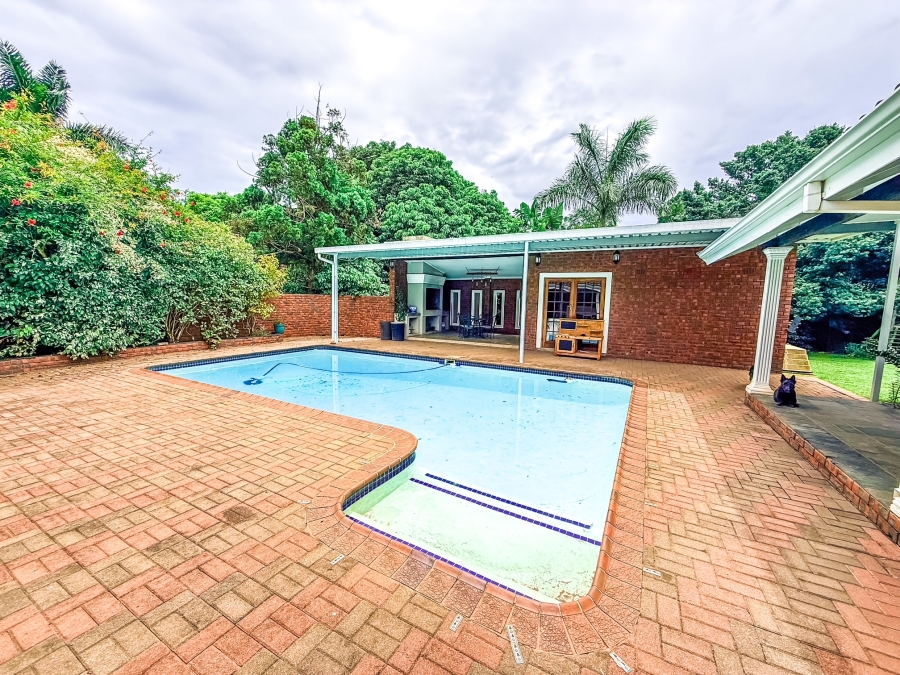 5 Bedroom Property for Sale in Panorama KwaZulu-Natal