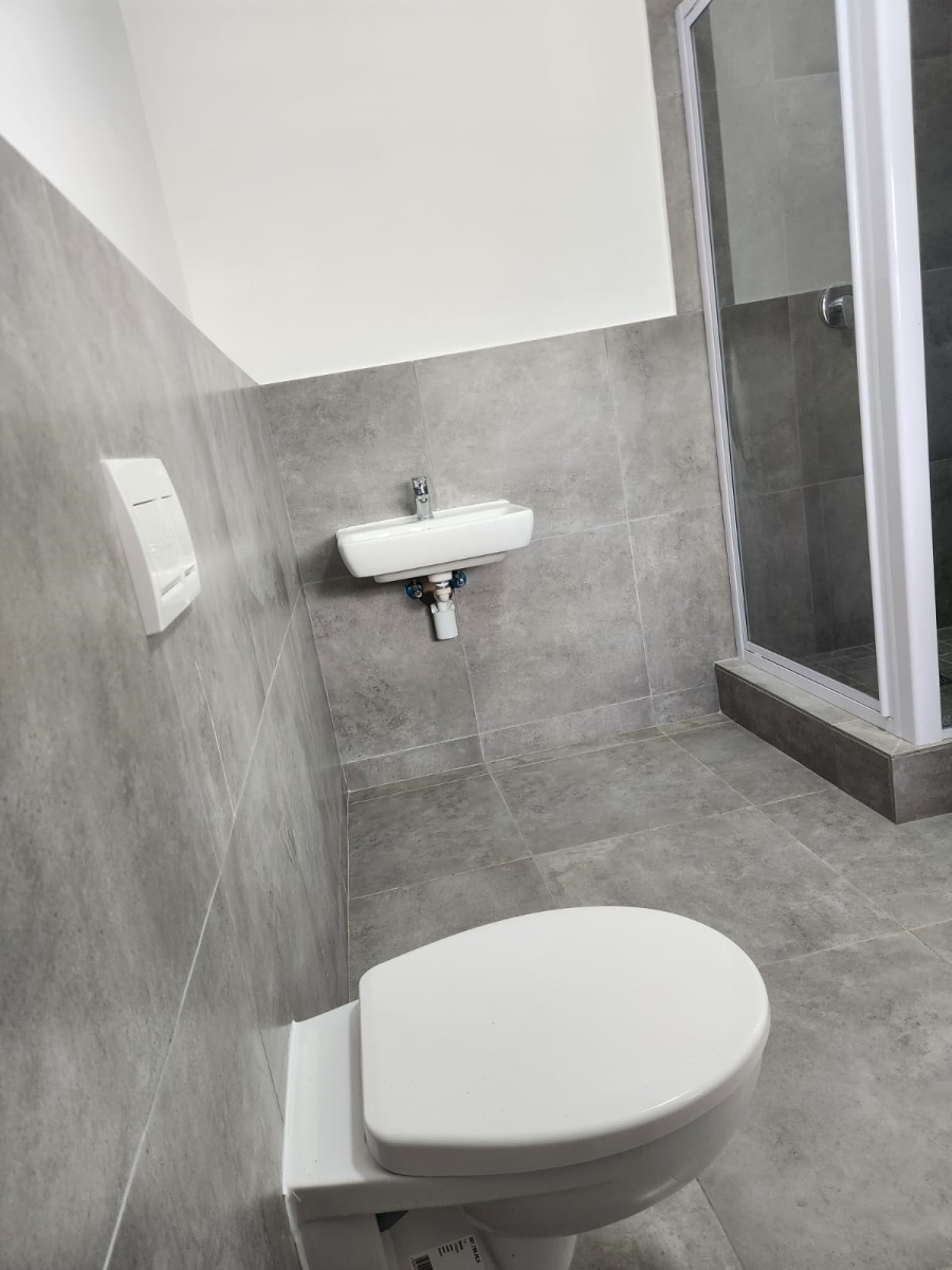 To Let 2 Bedroom Property for Rent in Athlone KwaZulu-Natal