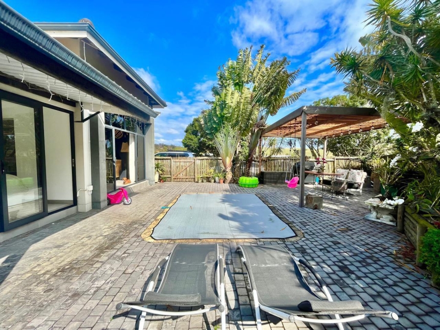 To Let 2 Bedroom Property for Rent in Palm Lakes Estate KwaZulu-Natal