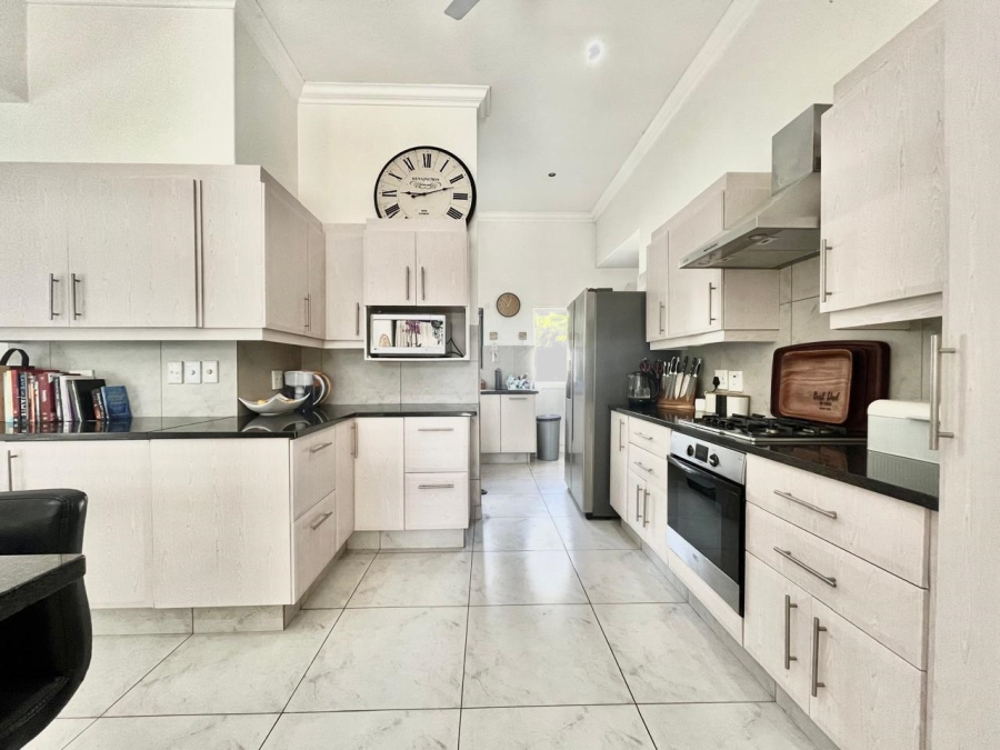 To Let 2 Bedroom Property for Rent in Palm Lakes Estate KwaZulu-Natal