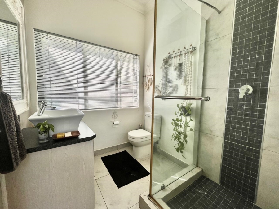 To Let 2 Bedroom Property for Rent in Palm Lakes Estate KwaZulu-Natal